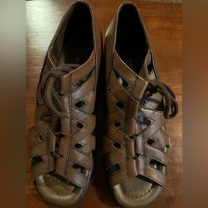 SANDLERS - of Boston - Women's Low Wedge Leather Sandals - Size 6 - New w/o Box